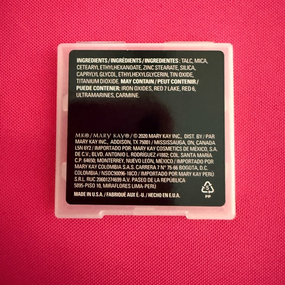 Mary Kay Chromafusion Blush - Hint of Pink Retired Shade Discontinued - Picture 3 of 3